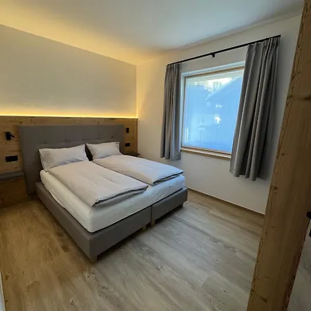 Giacinto Apartman *